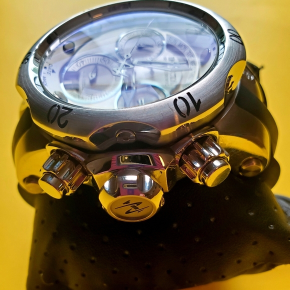 men watch - Picture 7 of 12